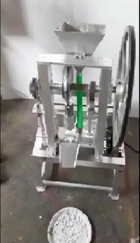 Camphor Tablet Making Machine - Image 2